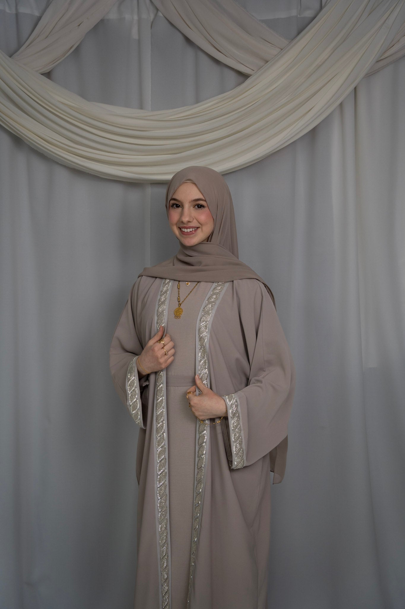 Amal Abaya Beige